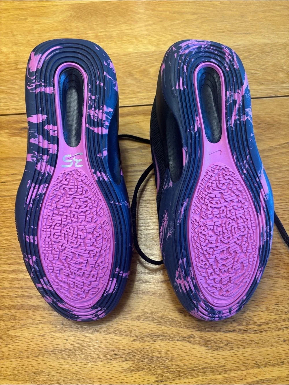Nike Youth Isofly Black Sneakers with Pink Accents